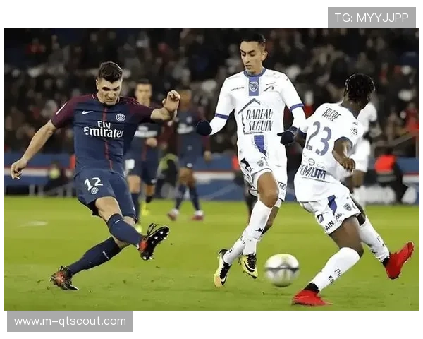 朗斯主场对阵摩纳哥,榜首球队迎战传统劲旅 朗斯主场对阵摩纳哥,榜首球队迎战传统劲旅